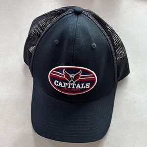 NWT Washington Capitals Navy Mesh Baseball Cap